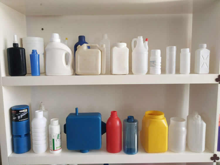 各種型號塑料瓶吹瓶機吹瓶樣品